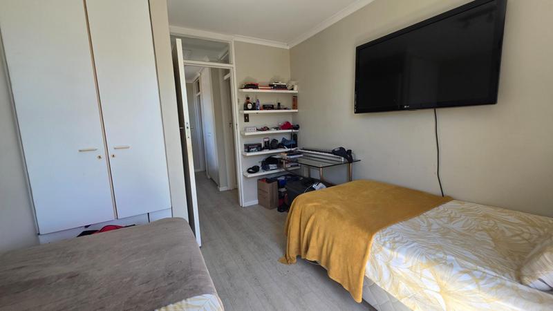 3 Bedroom Property for Sale in Zonnebloem Western Cape